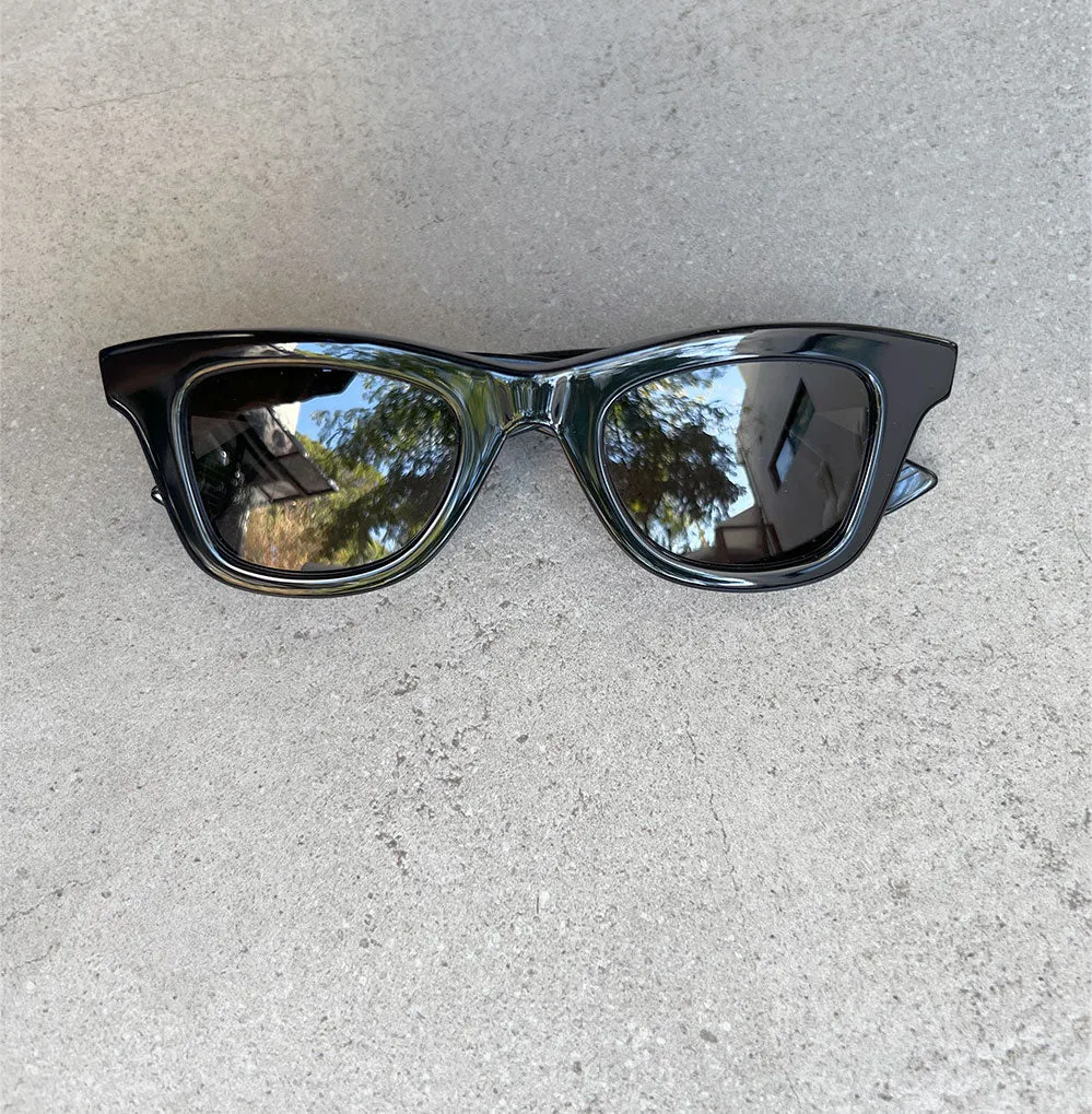 BV 1147S Sunglasses, Black (G)