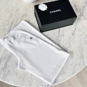 Chanel CC White Pants 36