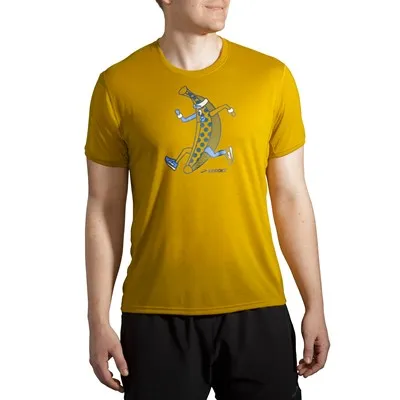 M Brooks Distance Graphic Short Sleeve