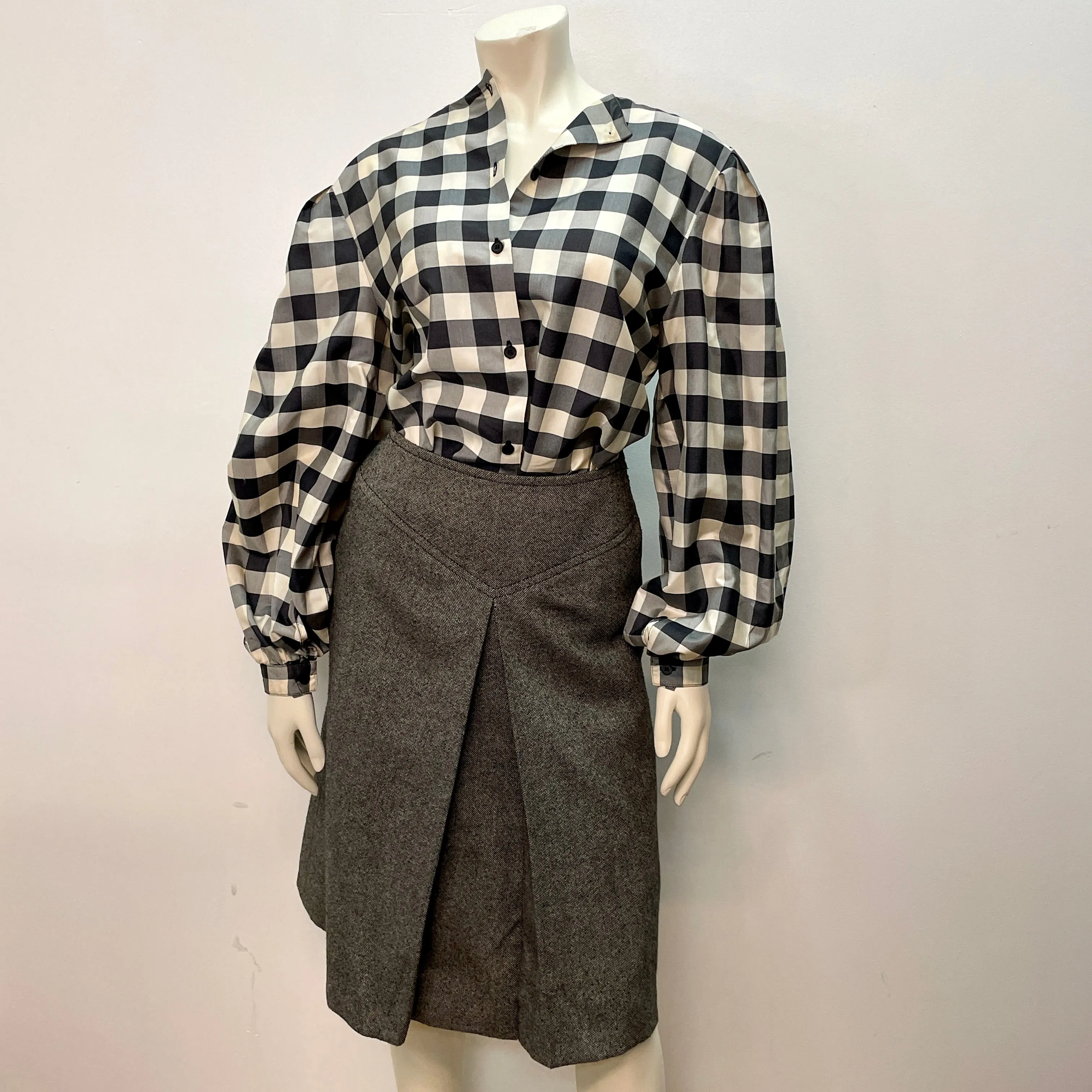 Made In France Vintage Miss Dior Wool Skirt 25" Waist