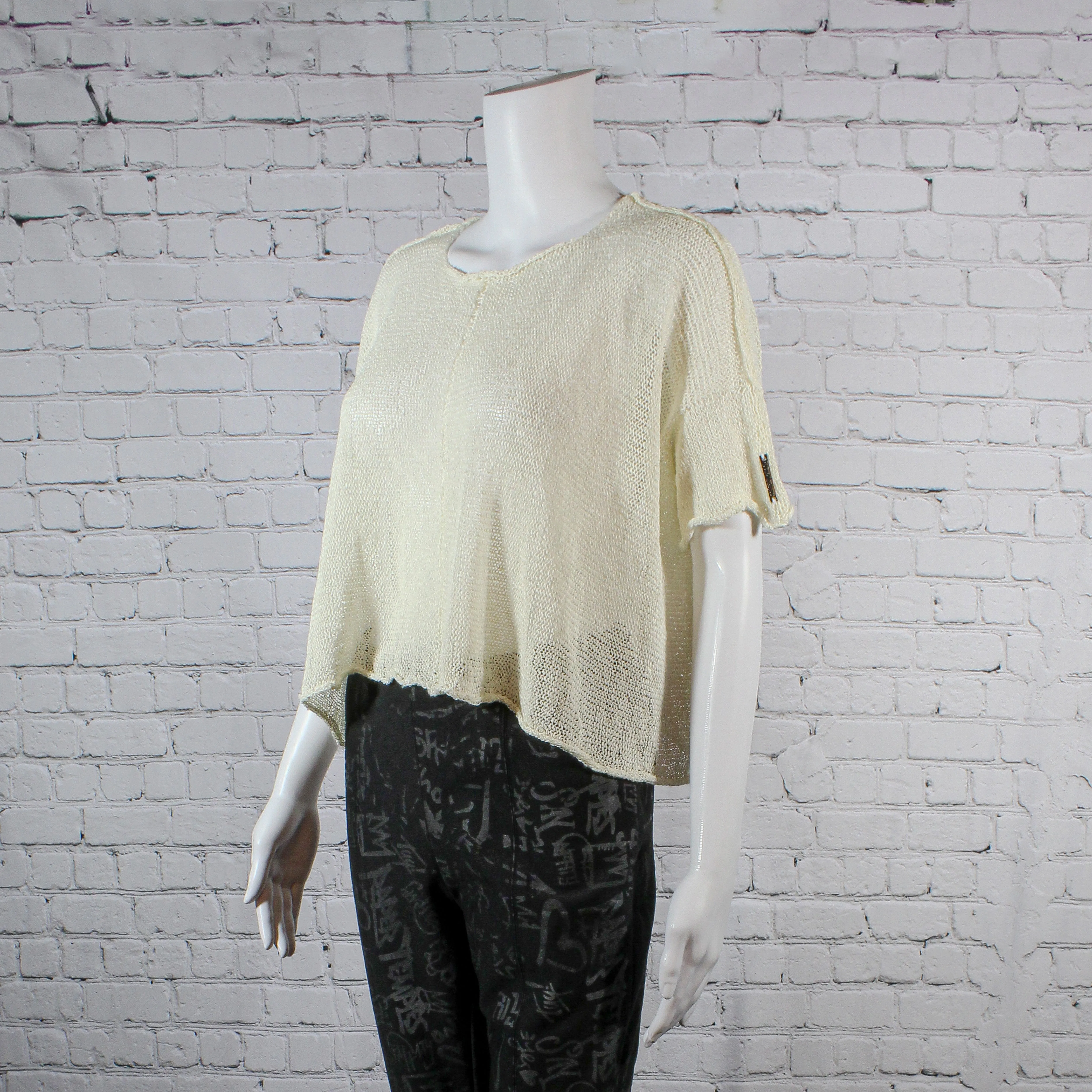 NEW! Willie Top in Cream or Black Raffia by Paper Temples