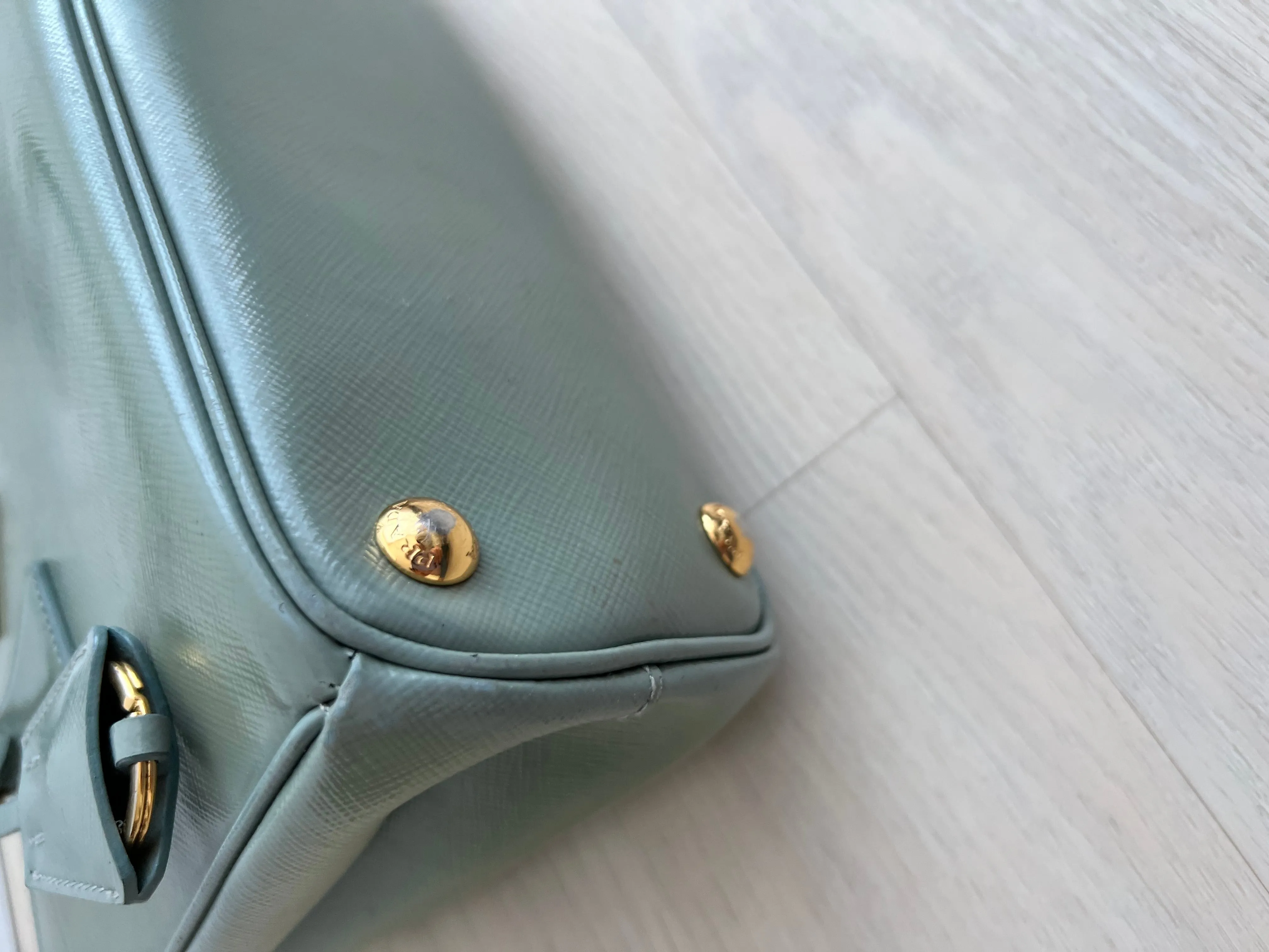 Prada Saffiano Galleria Bag